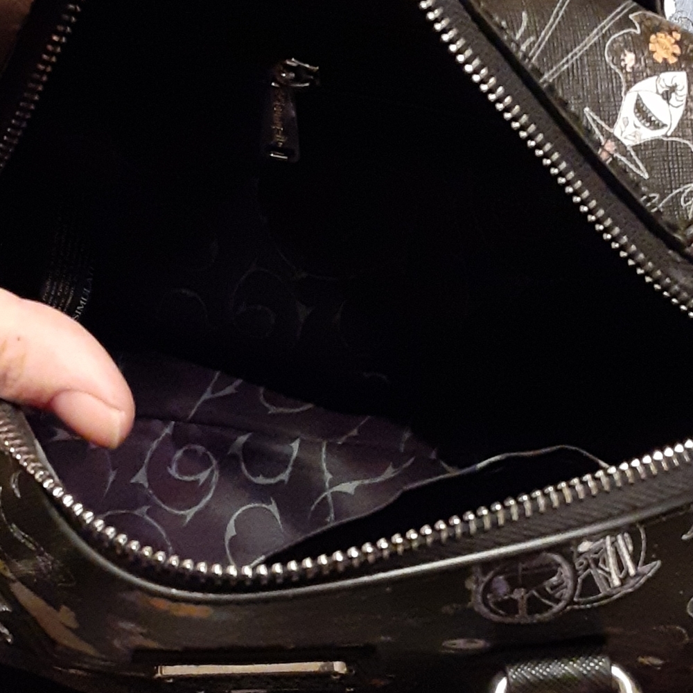 Loungefly Purse - Picture 5 of 5